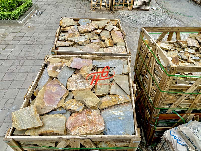 Đá Rối Đa Sắc Lai Châu - Hoàng Gia Stone