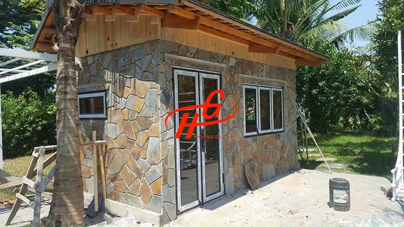 Đá Rối Đa Sắc Lai Châu - Hoàng Gia Stone